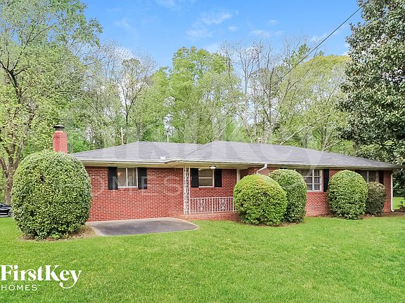 2nd image of 944 Villa Rica Rd SW