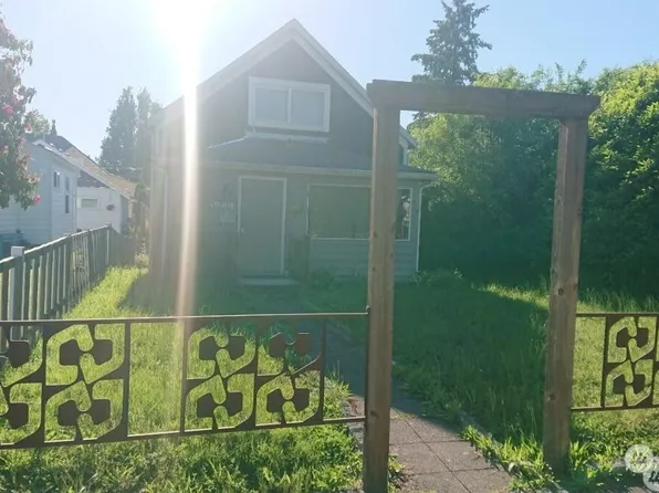 1628 Oakes Ave, Everett, WA 98201