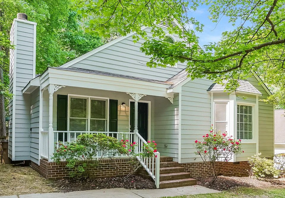353 Amherst Creek Dr