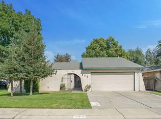 504 Dixie Ln, Ripon, CA 95366