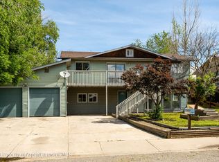 824 W 5th St, Rifle, CO 81650