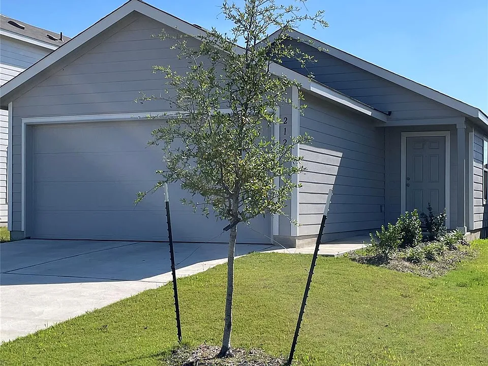 212 Marty Allen Loop