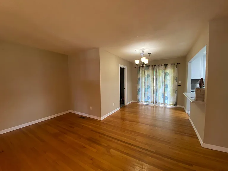 899 Tamarack Ave — Photo 8
