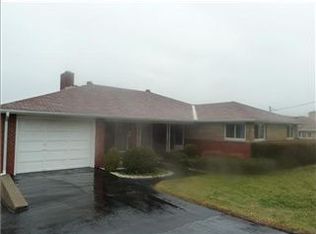 940 McCoy Rd, Mc Kees Rocks, PA 15136