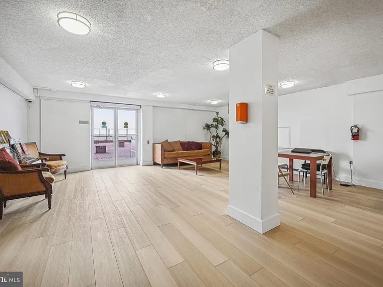 5500 Friendship Blvd #1125N — Photo 27