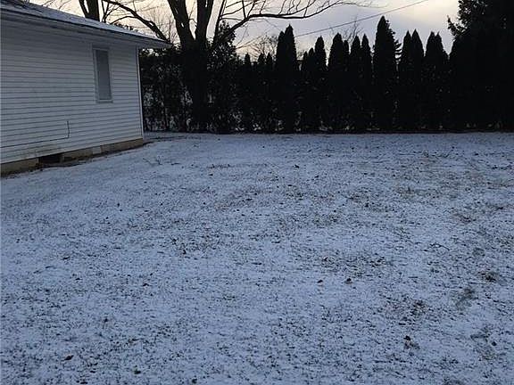 4th image of 115 Joyce Ave