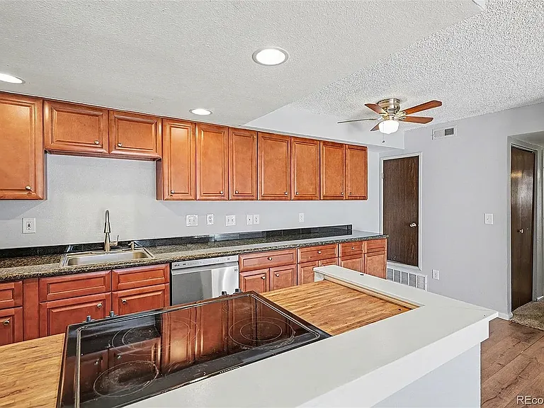 14142 E Colorado Dr #101 — Photo 12