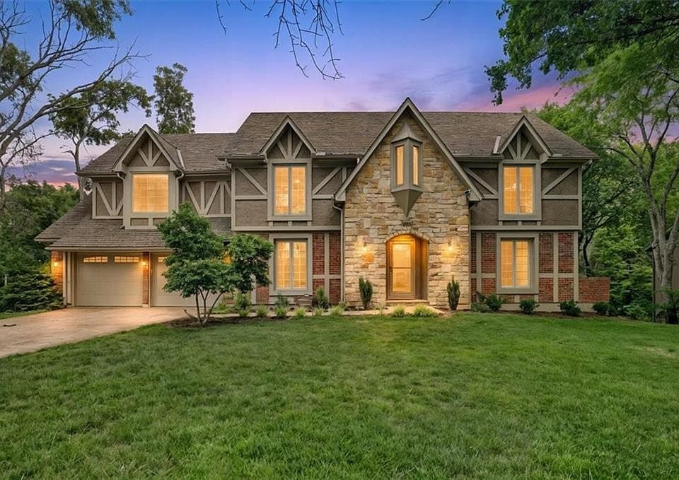 1st image of 15819 Overbrook Ln