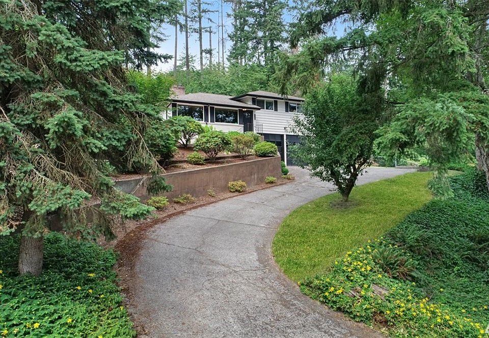 1st image of 4710 129th Ave E