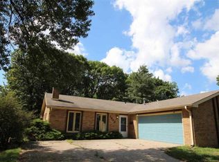 1933 Hillview Rd, Lawrence, KS 66046