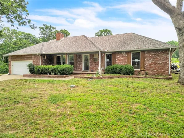 205 E 116th St S, Jenks, OK 74037