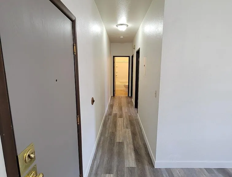 611 Lind Ave #204 — Photo 7