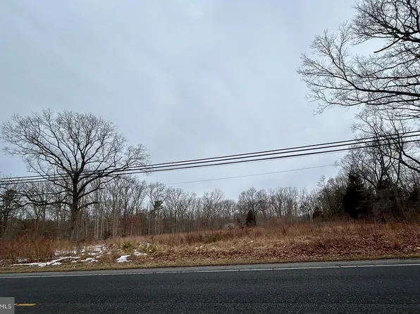 451 E Malaga Rd, Williamstown, NJ 08094