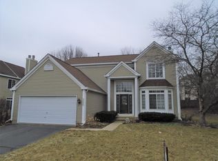 220 Aberdeen Dr, Algonquin, IL