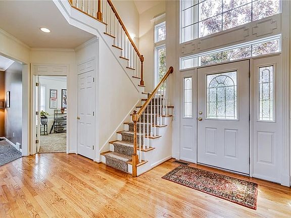 5th image of 17 Tamarron Way