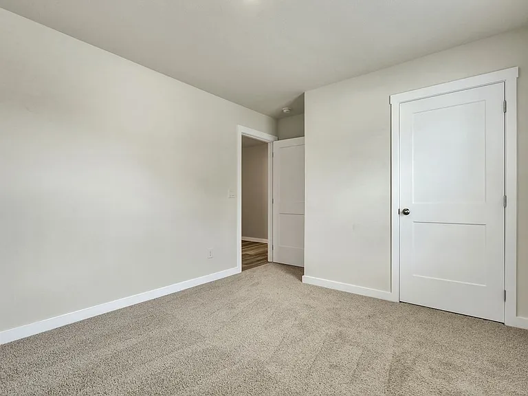 576 Fox Den Cir — Photo 19