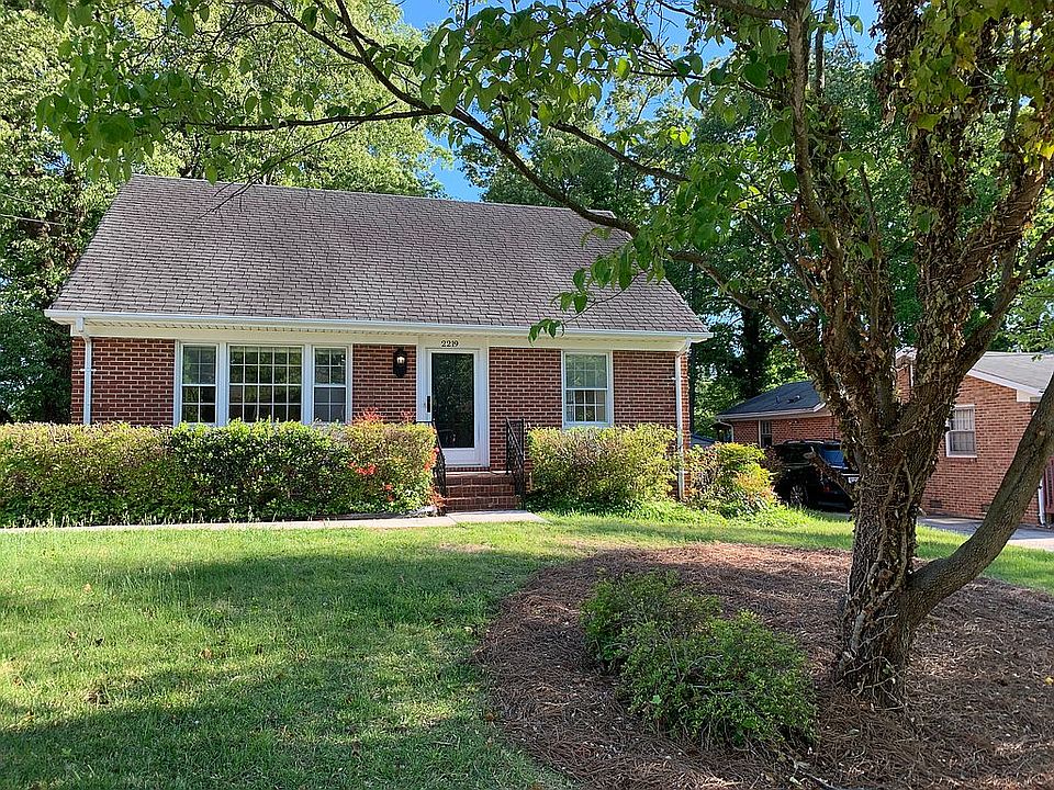 1st image of 2219 Lynette Dr