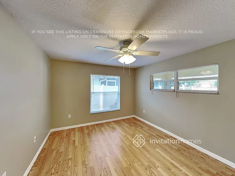 2021 Old Trevor Way — Photo 10