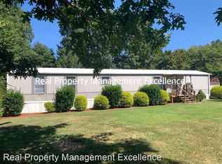 3152 Cotten Rd, Raleigh, NC 27603