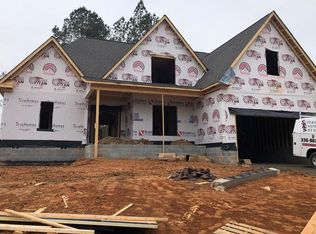 151 Heatherwood Dr, Winston Salem, NC 27107