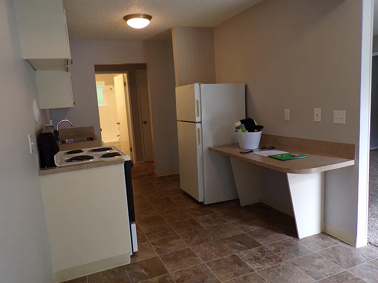 5102 SW 45th Ave #1 — Photo 14