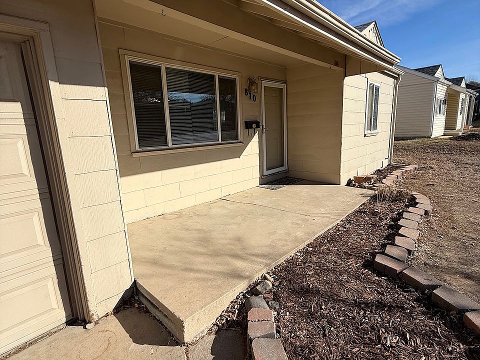 1st image of 870 S Pecos St