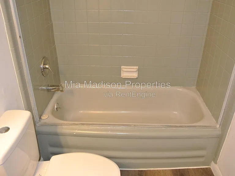 201 Sea Island Dr — Photo 29