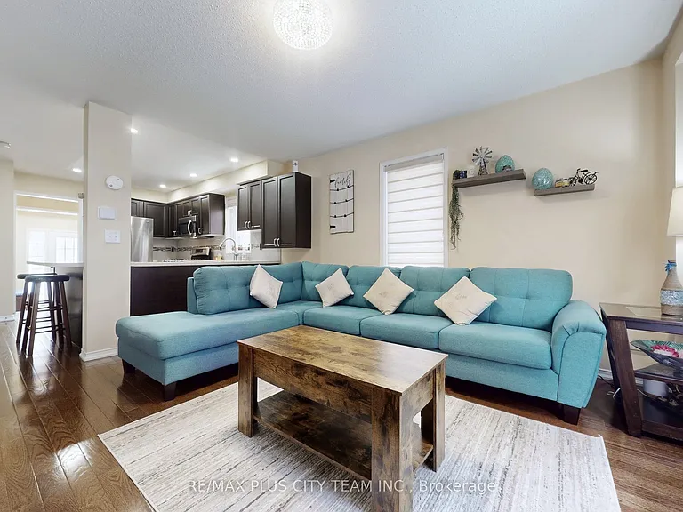 16 Edison Way — Photo 5