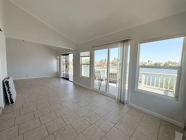1323 Discovery Bay Blvd — Photo 10