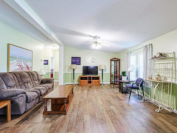 3rd image of 181 Blinkhorn Rd.