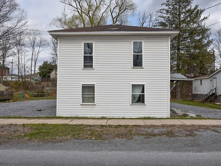 18 Monument Orviston Rd — Photo 1