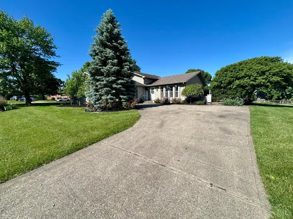 7875 Chantilly Dr, West Chester, OH 45069