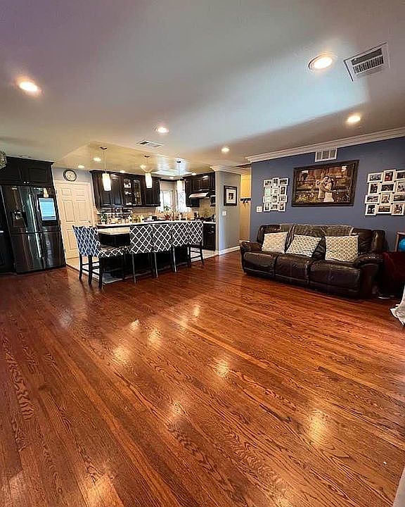 1st image of 1101 Welch Ave