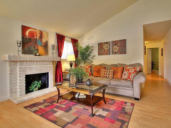 4th image of 316 Coty Way
