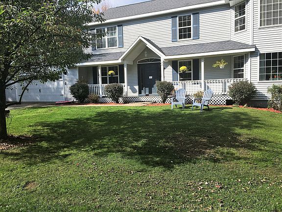 2nd image of 67 Applewood Dr