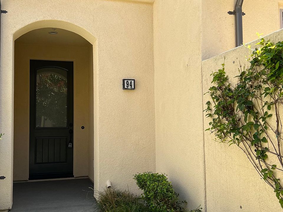 Front door and small private front patio/walkway