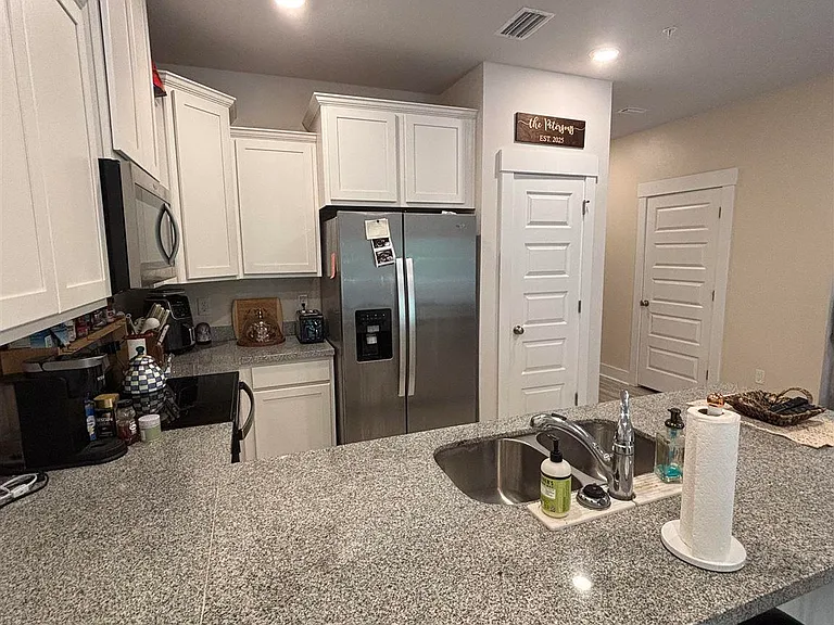 9469 Nature Creek Ln — Photo 6