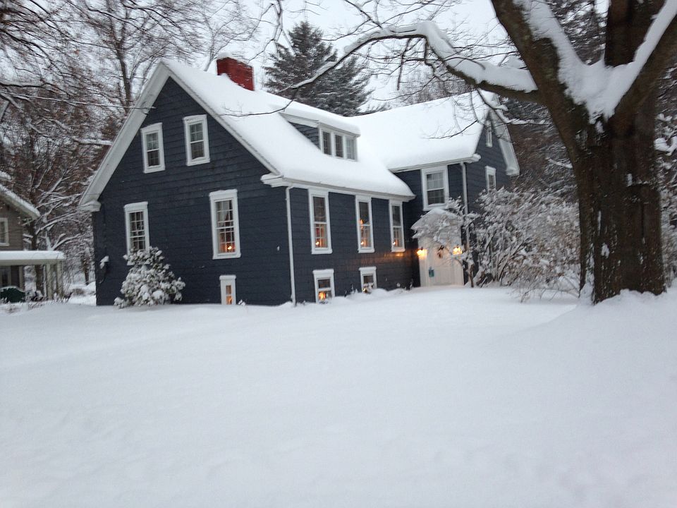 1st image of 118 Church St