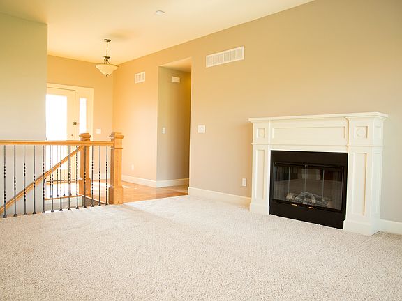 Sink into cushy new carpet