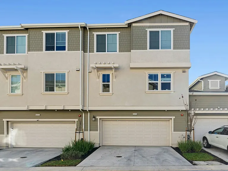 6429 Laguna Seca Ln — Photo 26