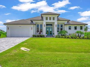 18018 Greenwood Dr, Naples, FL 34114