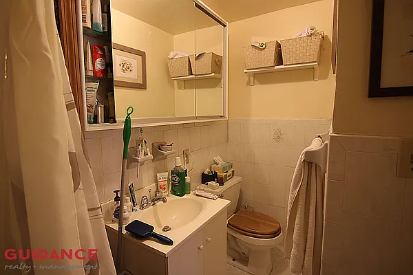 Rented by Guidance Realty Corp. | media 8