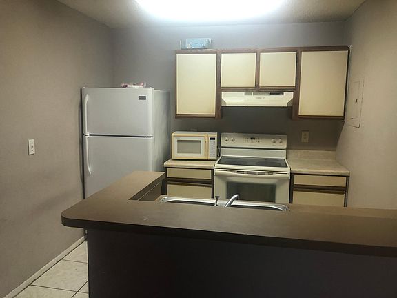 3rd image of 2031 Cascades Blvd Unit 306