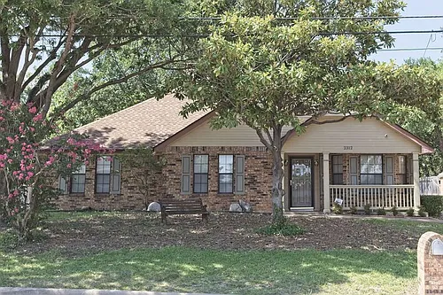2312 Rockhill Rd Photo 1