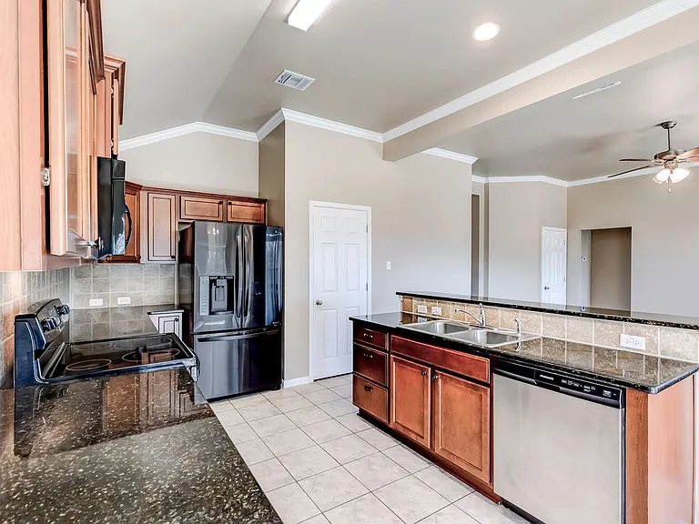7431 Amber Meadow Loop — Photo 14