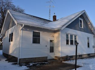 922 S 18th St, Centerville, IA 52544