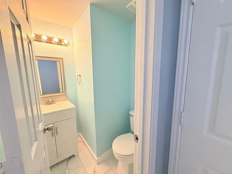 12900 James Madison St — Photo 6