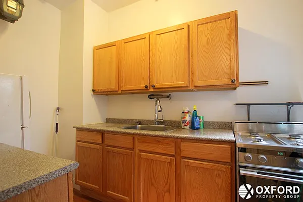 Rented by Oxford Property Group | media 26