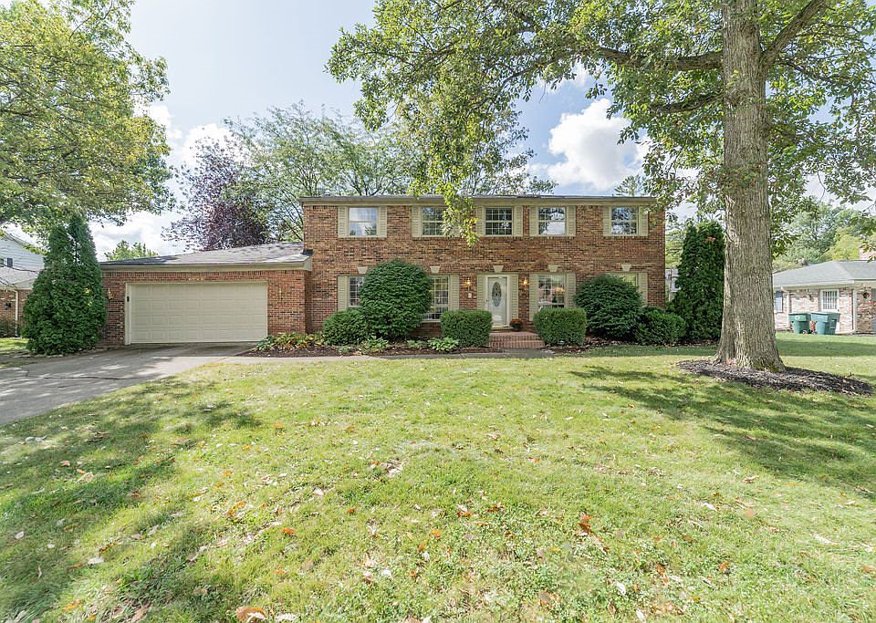 1st image of 2409 W Woodbridge Dr