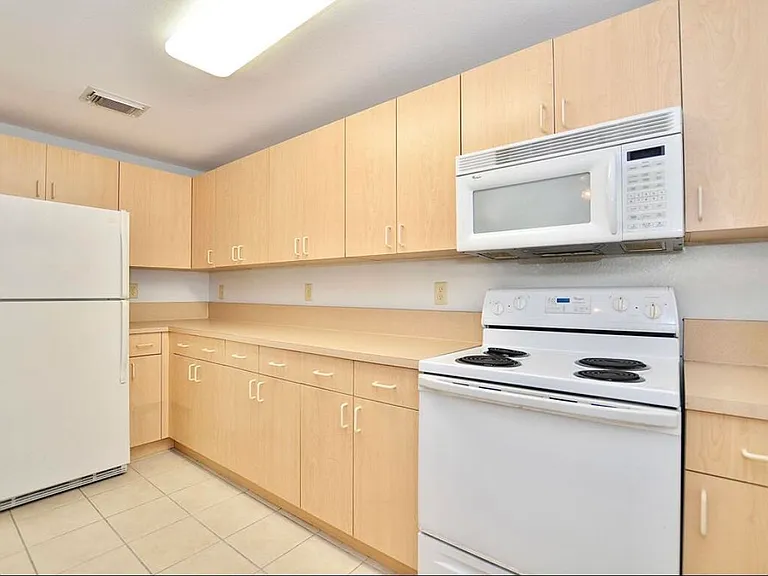 114 SW Peacock Blvd #8105 — Photo 10